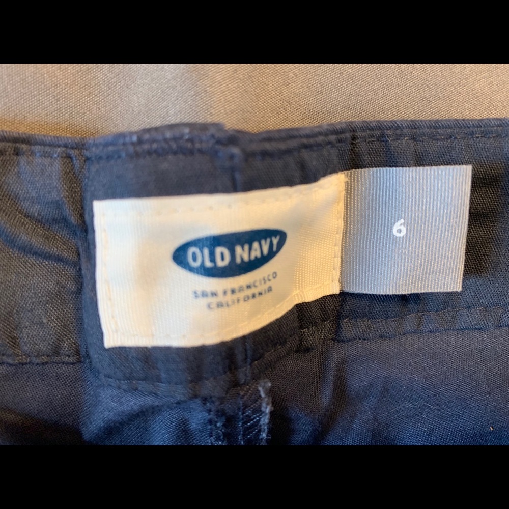 Shorts - Picture 3 of 3